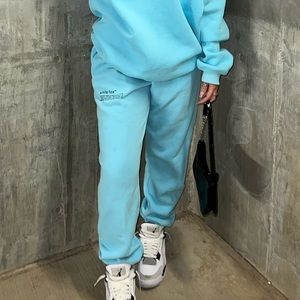 Arctic Blue Sweat Pants from White fox! Medium!